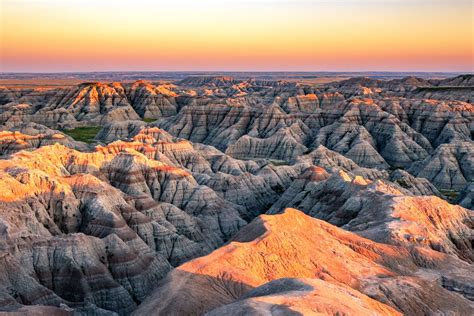 where are the badlands located.